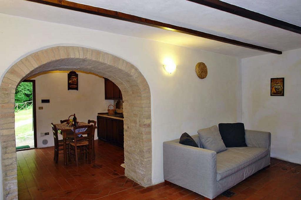 Podere Il Vecchio Mulino Σαν Τζιμινιάνο Δωμάτιο φωτογραφία