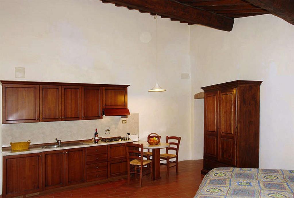 Podere Il Vecchio Mulino Σαν Τζιμινιάνο Δωμάτιο φωτογραφία